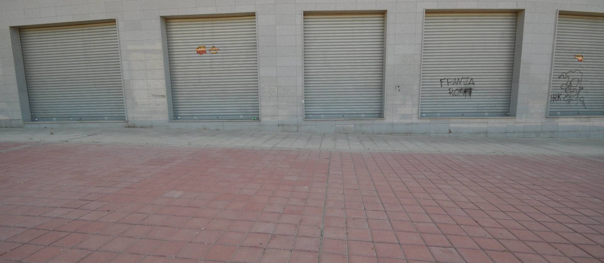 Sale - Commercial - Elda