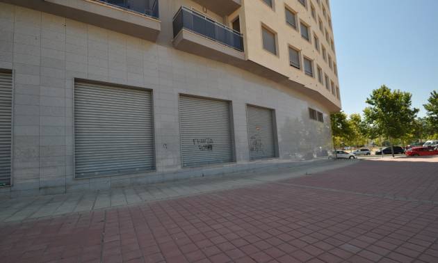 Sale - Commercial - Elda