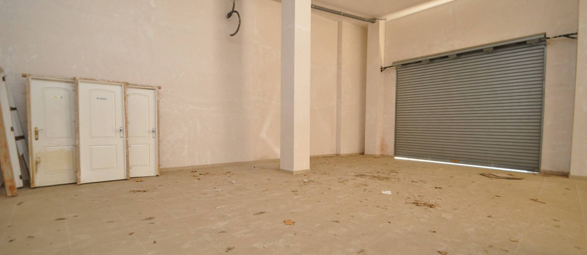 Sale - Commercial - Elda