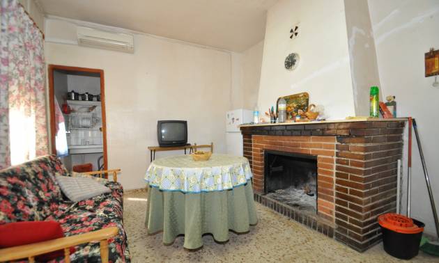 Sale - Country House - Canada del Trigo