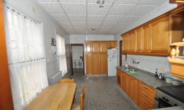 Bestaande woningen - Herenhuis - Petrer