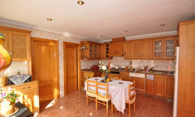 Revente - Maison de ville - Pinoso