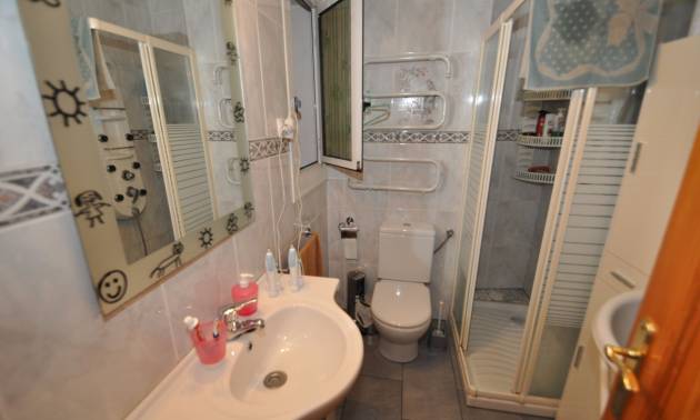 Revente - Apartment - Villena