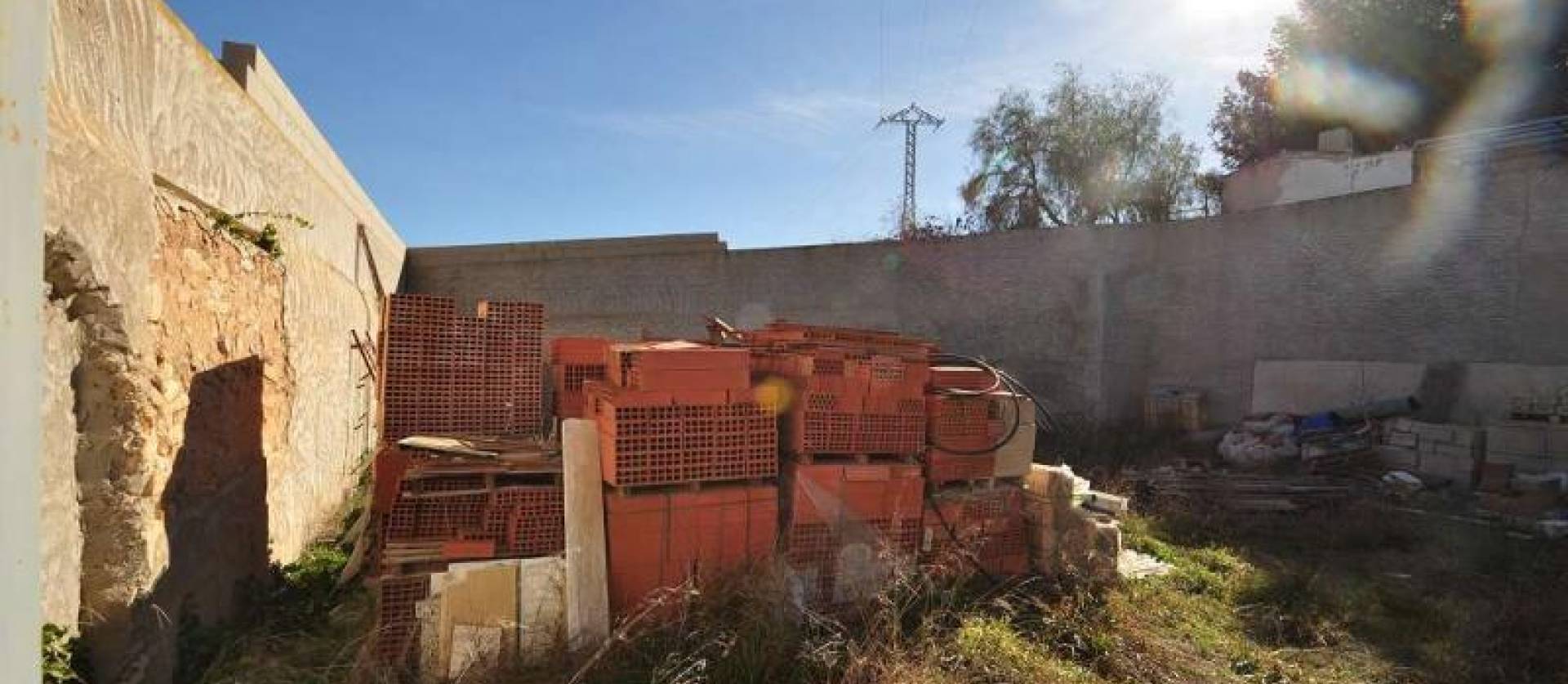 Sale - Land - Chinorlet