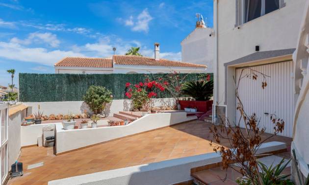 Venta - Villa - Benijofar