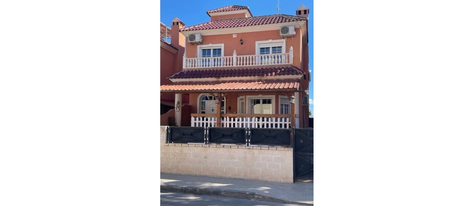 Sale - Villa - Almoradí