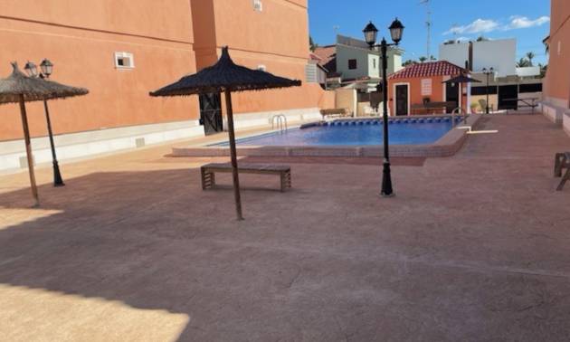 Sale - Villa - Almoradí