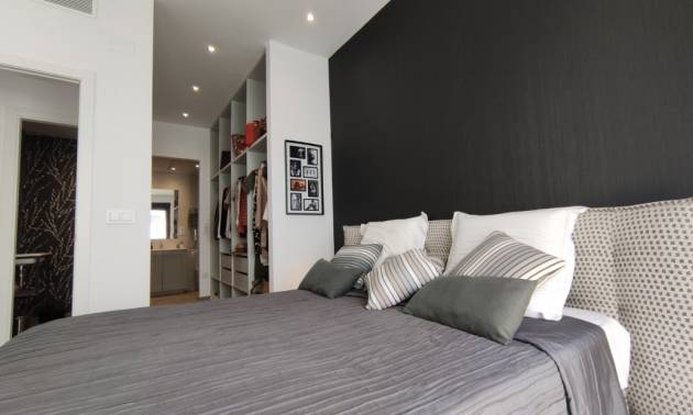 Sale - Villa - Dolores