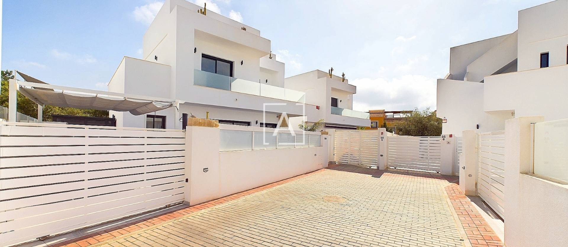 Venta - Villa - Los Montesinos