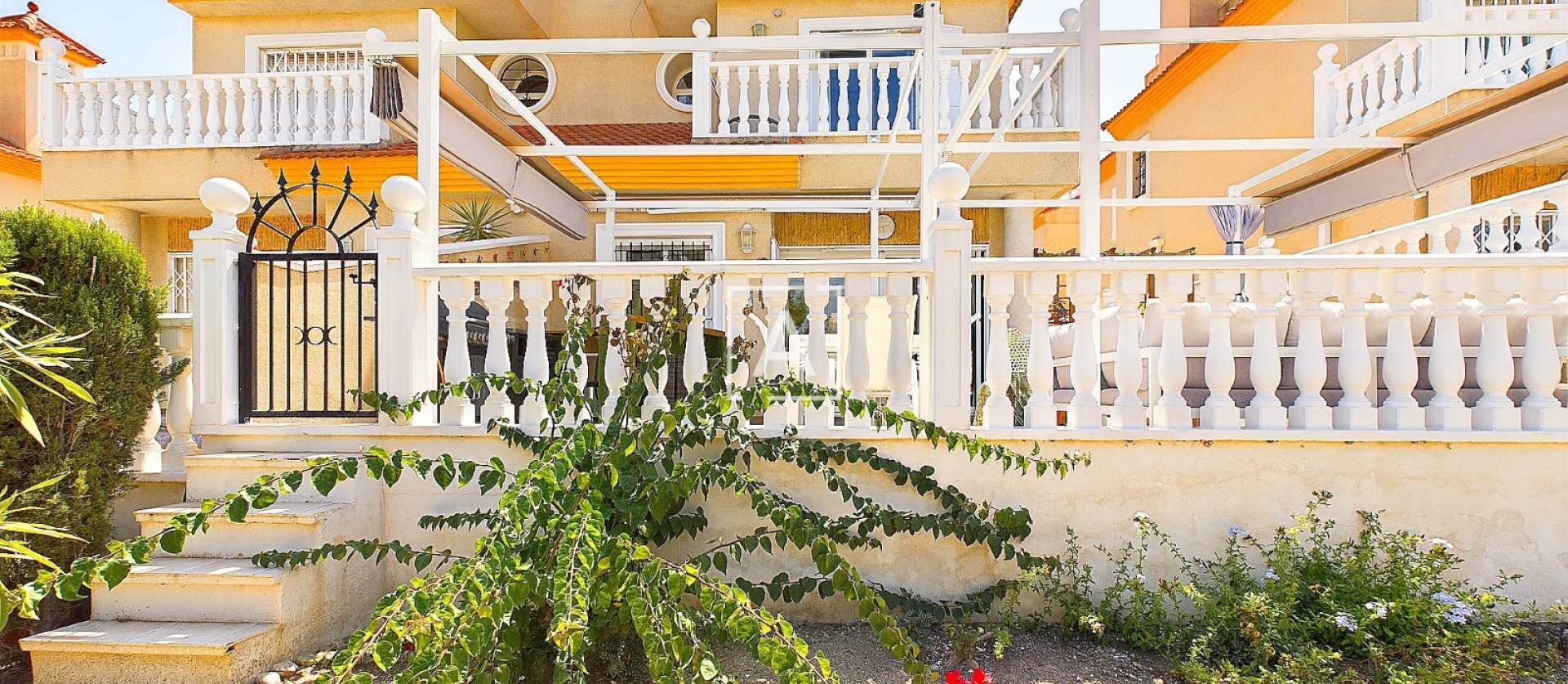 Sale - Semi Detached - Pinar de Campoverde