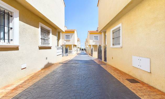 Sale - Semi Detached - Pinar de Campoverde