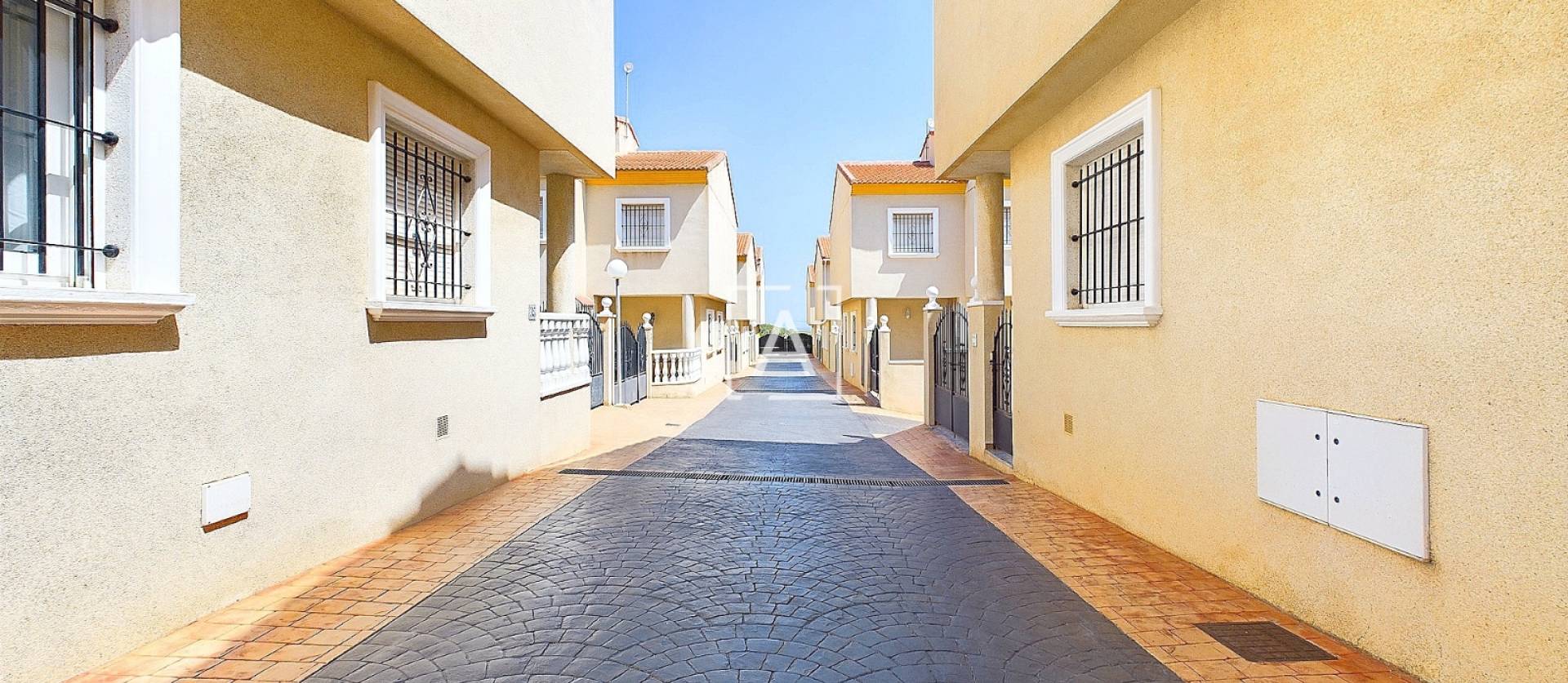 Sale - Semi Detached - Pinar de Campoverde