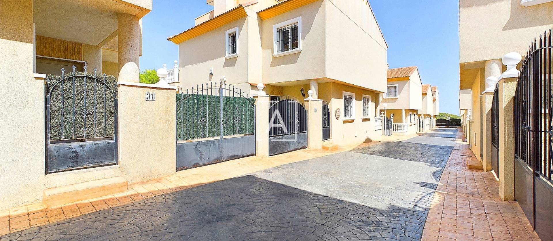 Sale - Semi Detached - Pinar de Campoverde