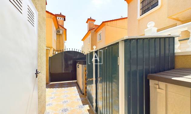Sale - Semi Detached - Pinar de Campoverde