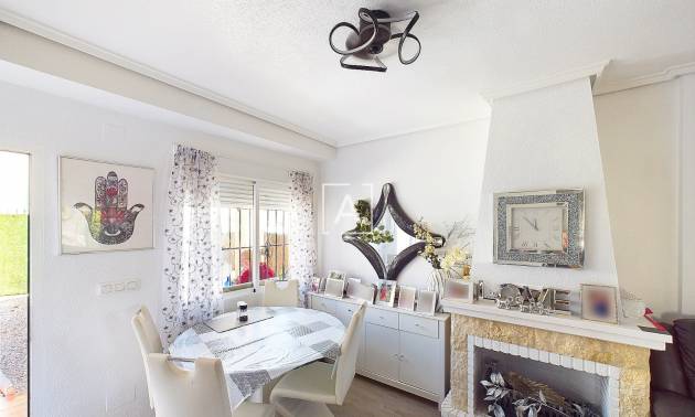 Sale - Villa - Pinar de Campoverde