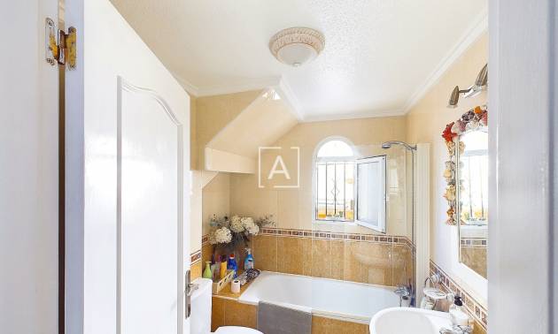 Sale - Villa - Pinar de Campoverde