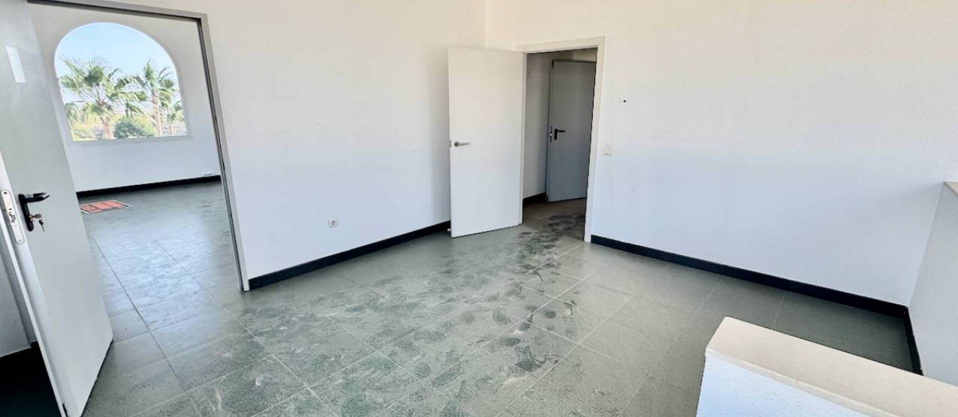 Sale - Commercial - Algorfa - La Finca Golf