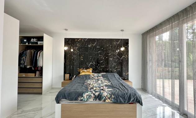 Sale - Villa - Petrer