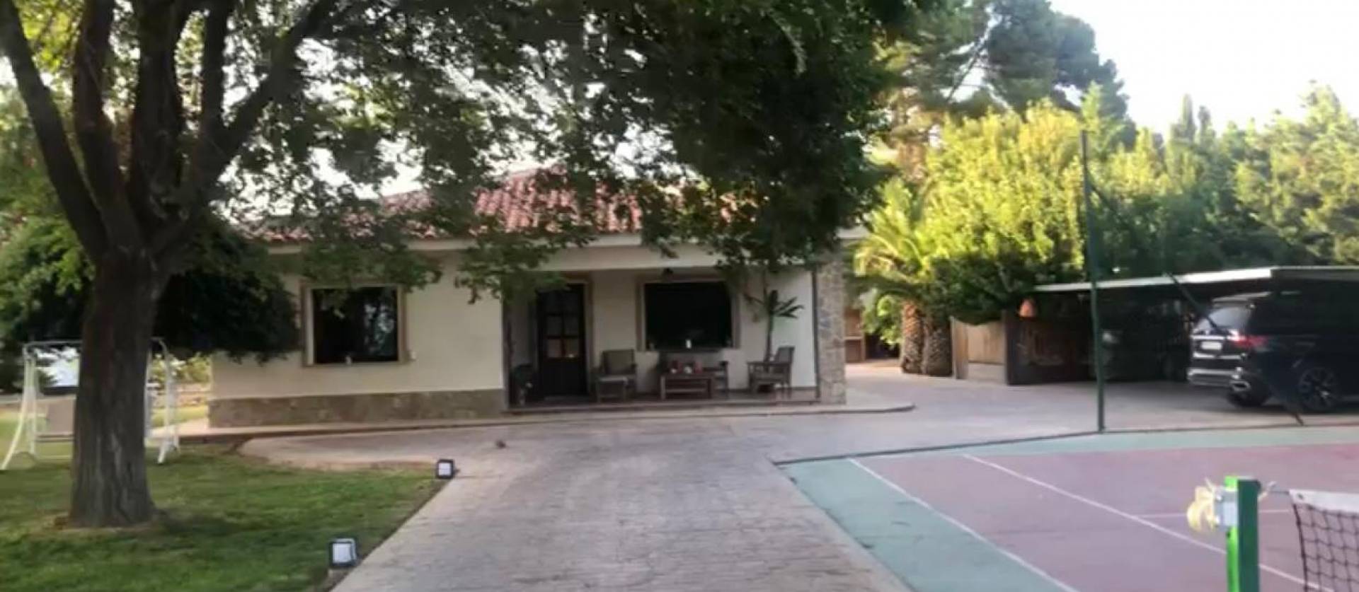 Revente - Villa - Elda