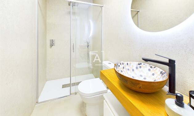 Sale - Apartment - Lo Pagan