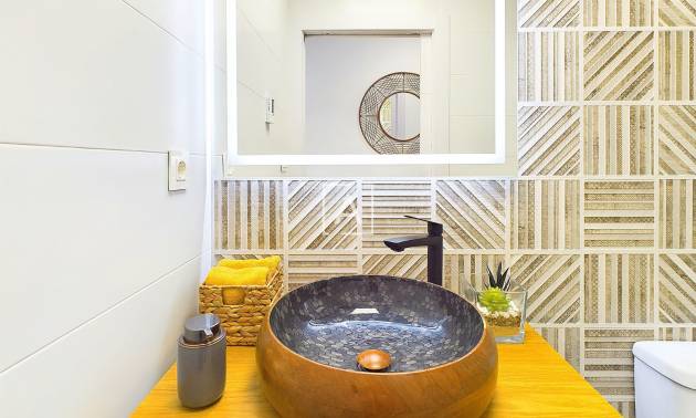 Sale - Apartment - Lo Pagan