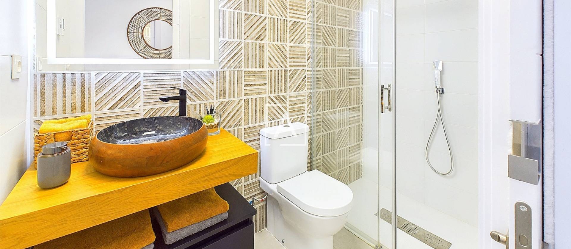 Sale - Apartment - Lo Pagan