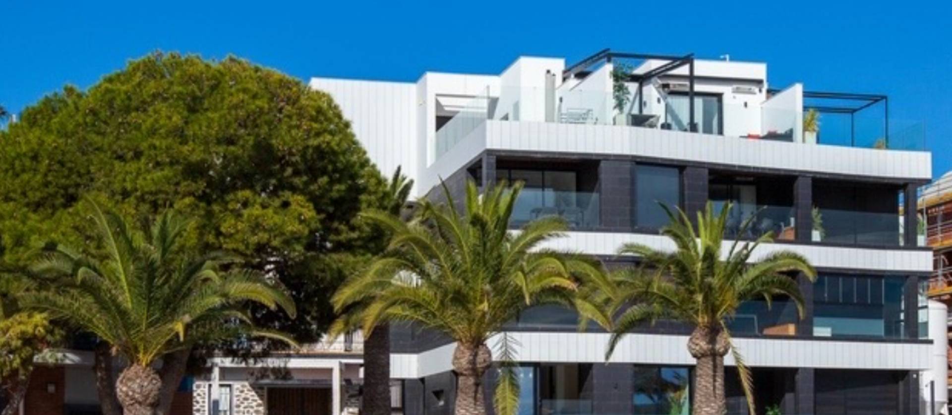 Sale - Apartment - Lo Pagan