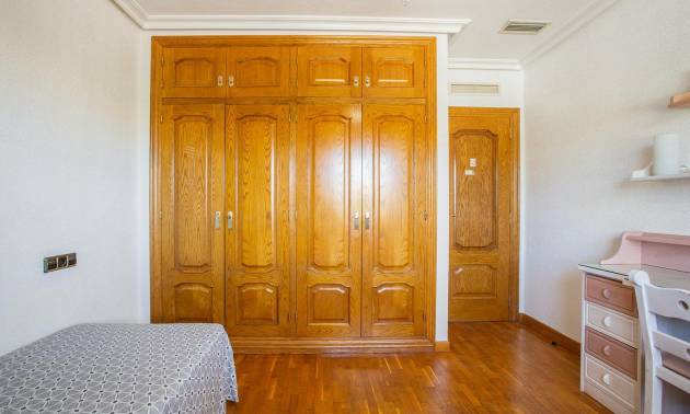 Sale - Villa - Torrevieja - Torreta Florida