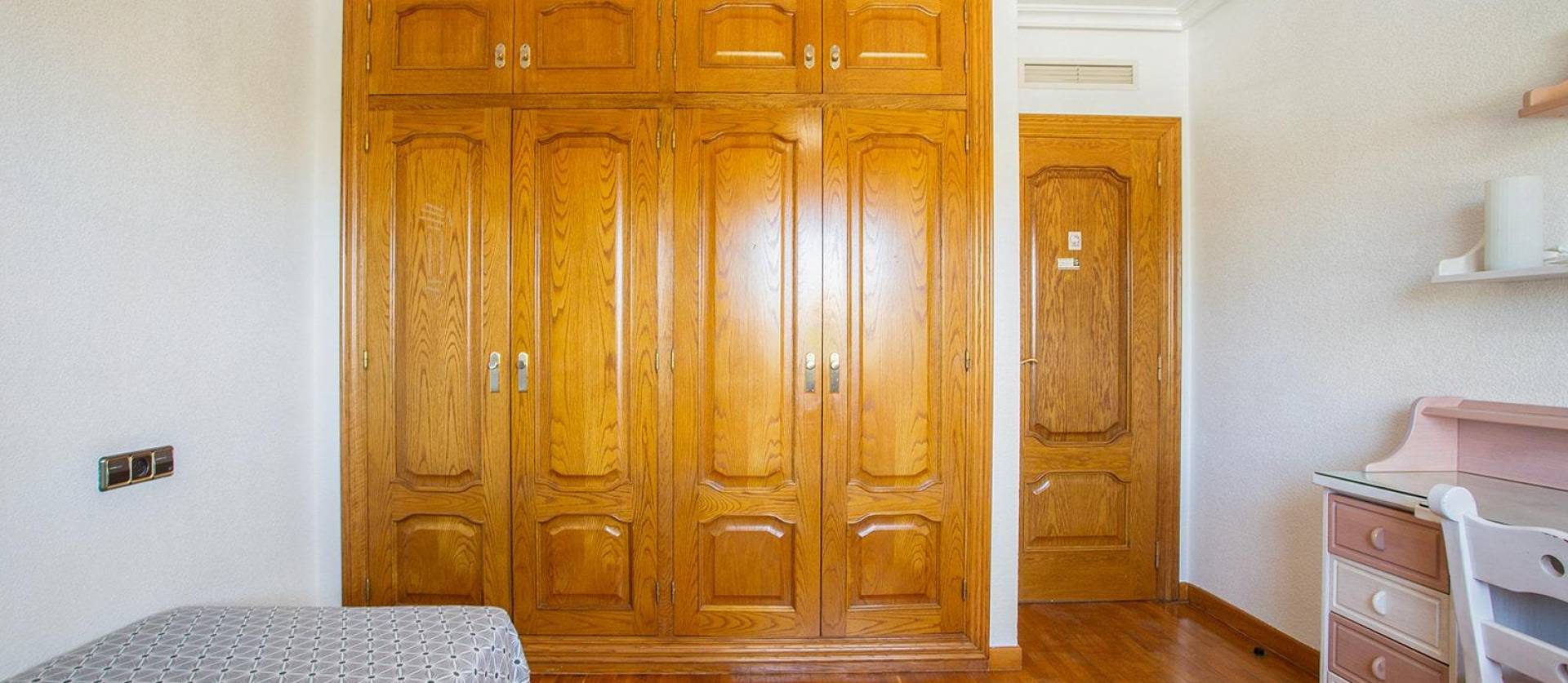 Sale - Villa - Torrevieja - Torreta Florida