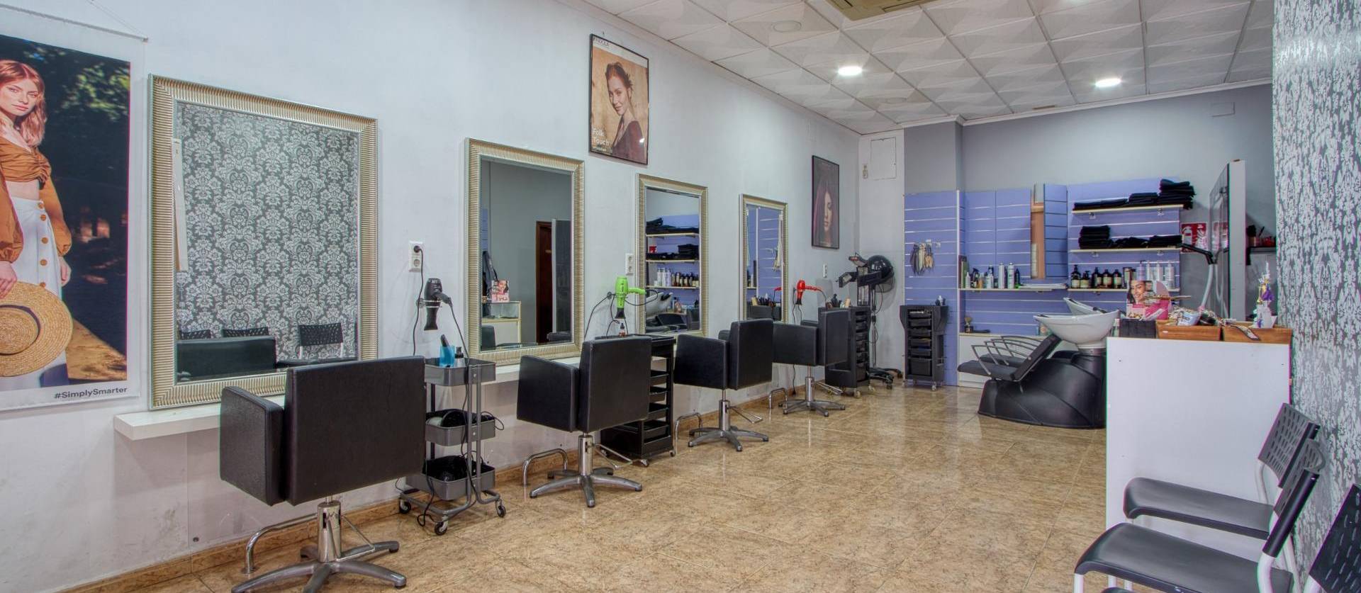 Sale - commercial property - Torrevieja - La Mata