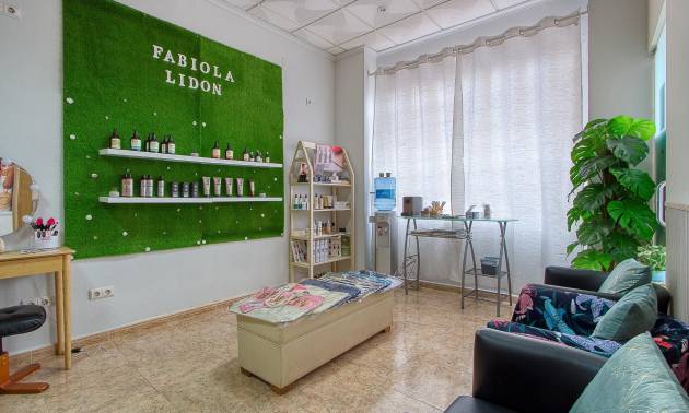 Sale - commercial property - Torrevieja - La Mata