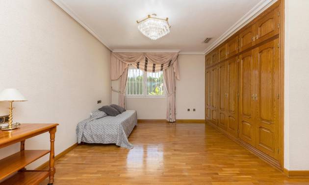 Sale - Villa - Torrevieja - Torreta Florida