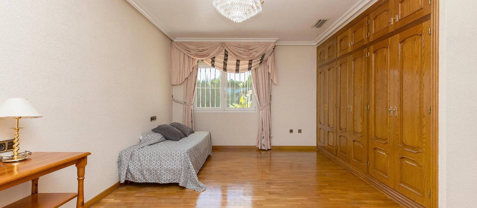 Sale - Villa - Torrevieja - Torreta Florida