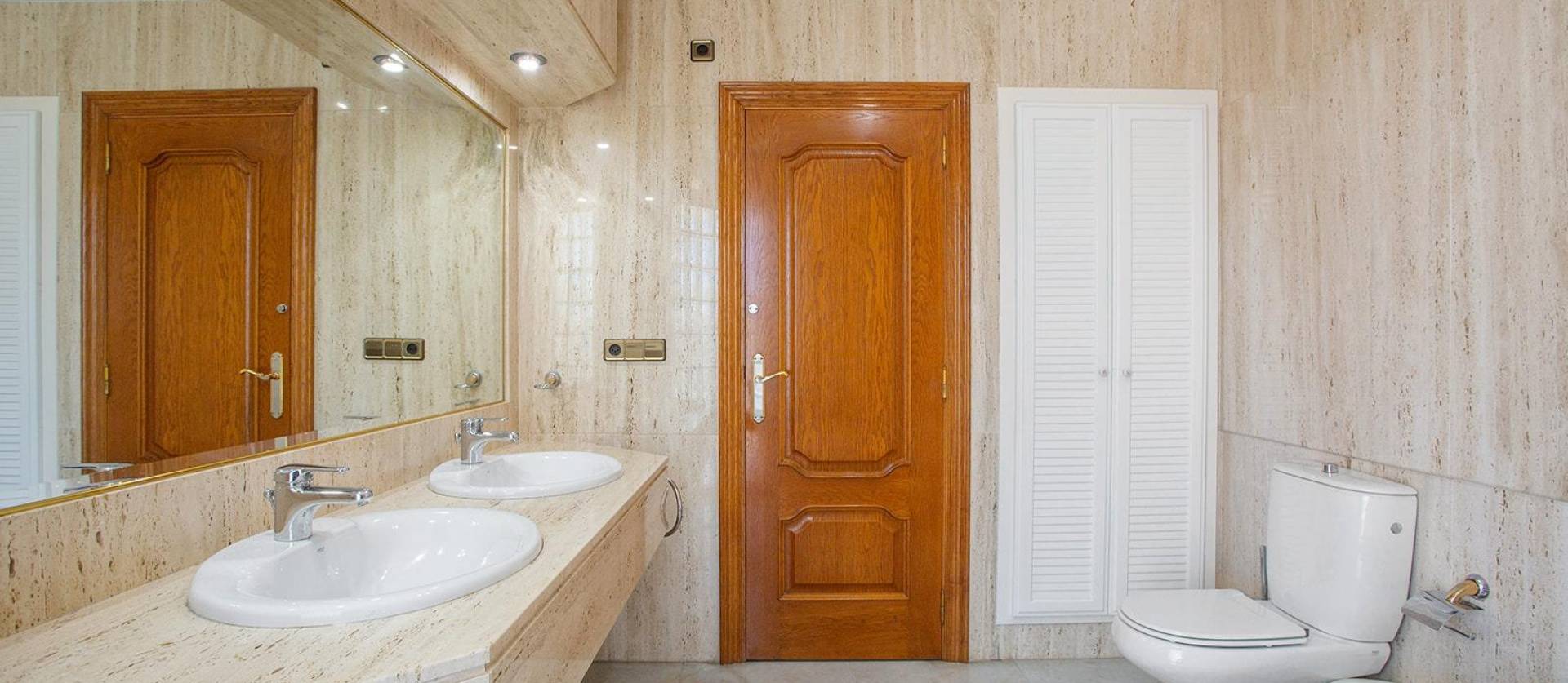 Sale - Villa - Torrevieja - Torreta Florida