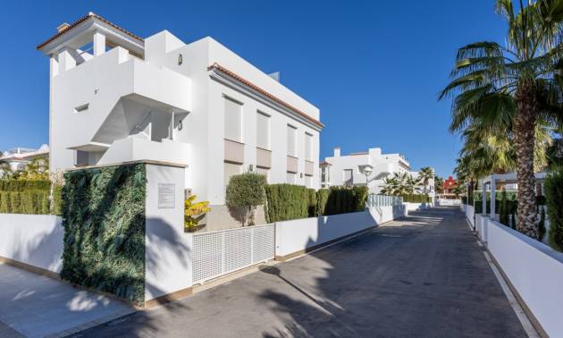Revente - Apartment - Quesada