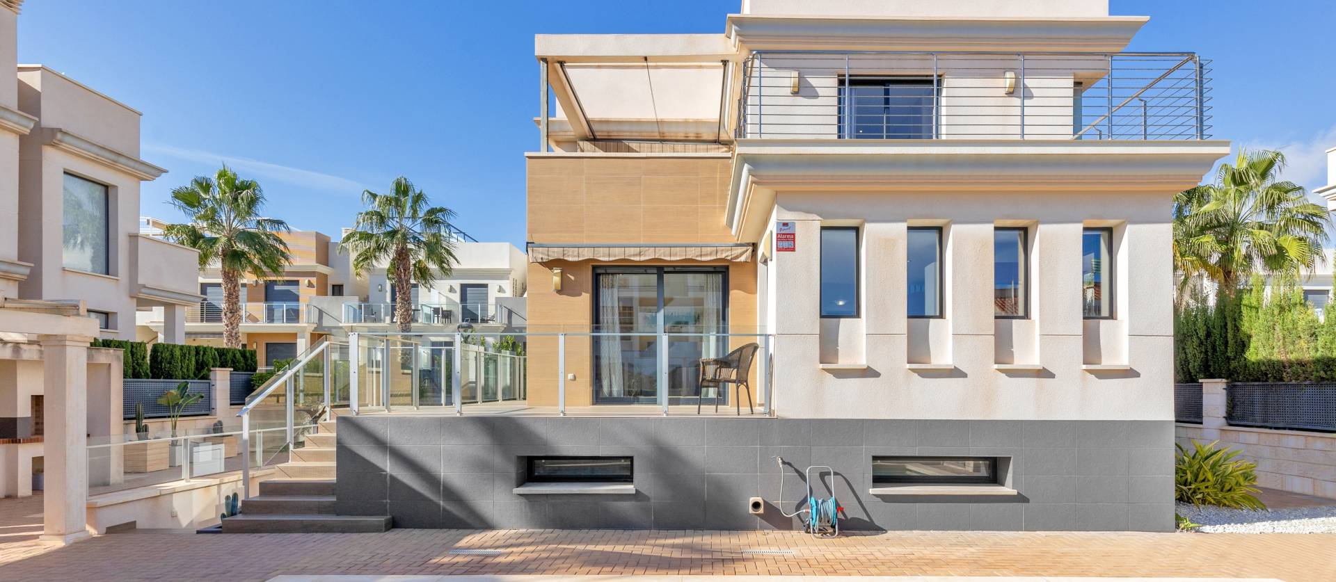 Sale - Villa - Orihuela Costa