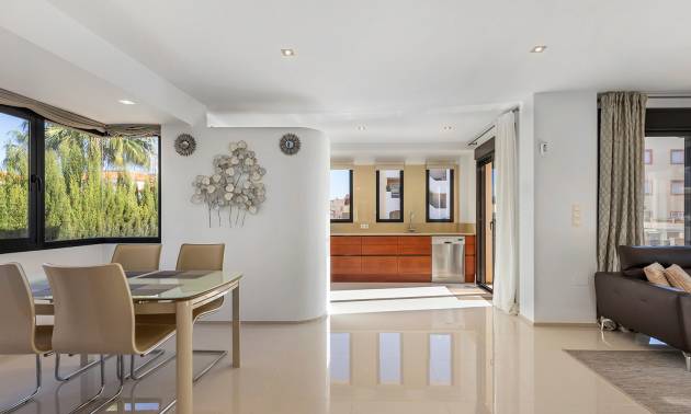 Sale - Villa - Orihuela Costa