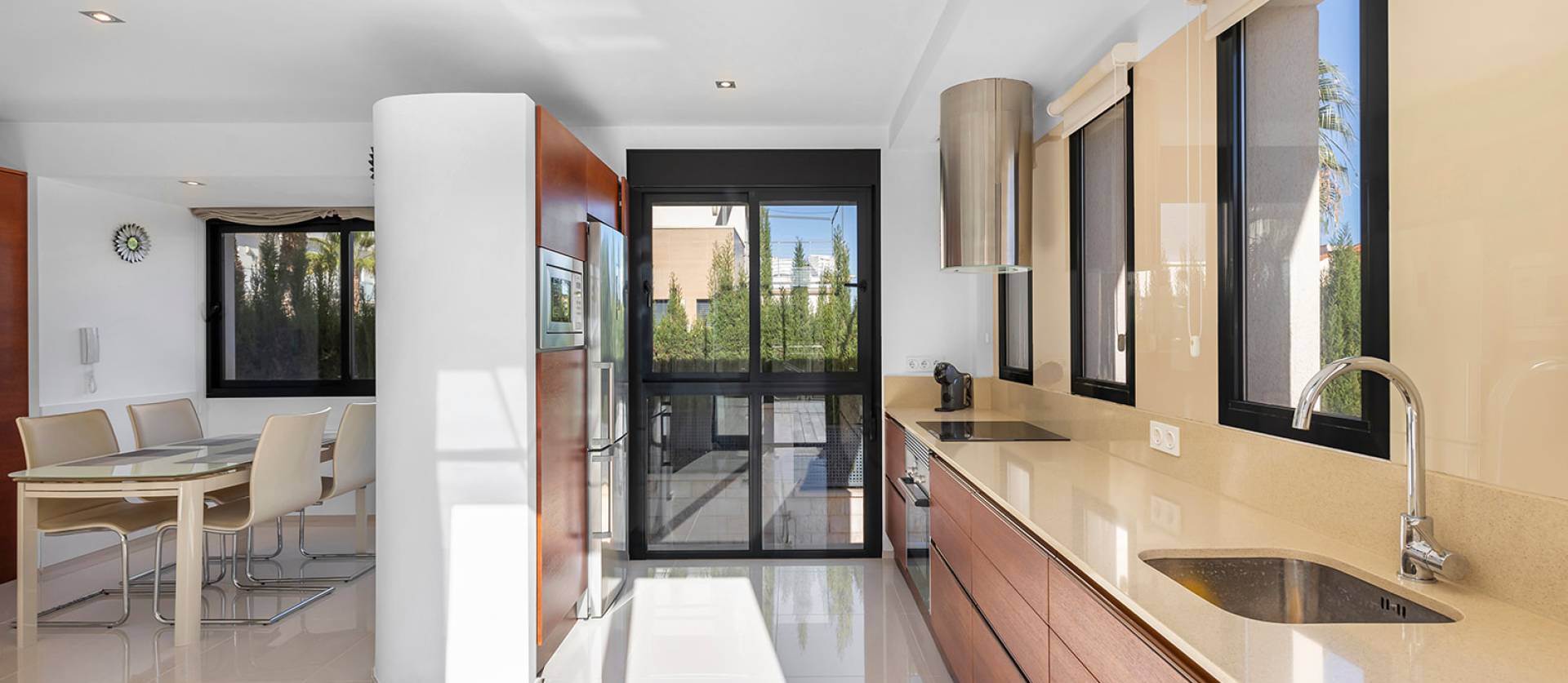 Sale - Villa - Orihuela Costa