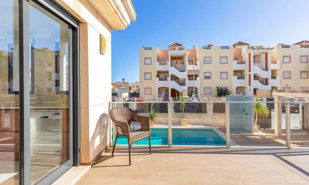Sale - Villa - Orihuela Costa