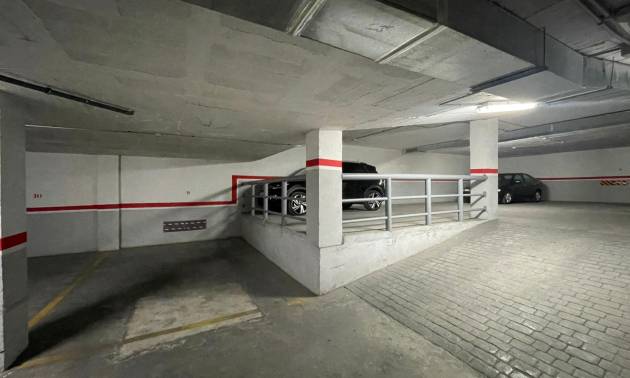 Sale - Commercial - Torrevieja - Playa del cura