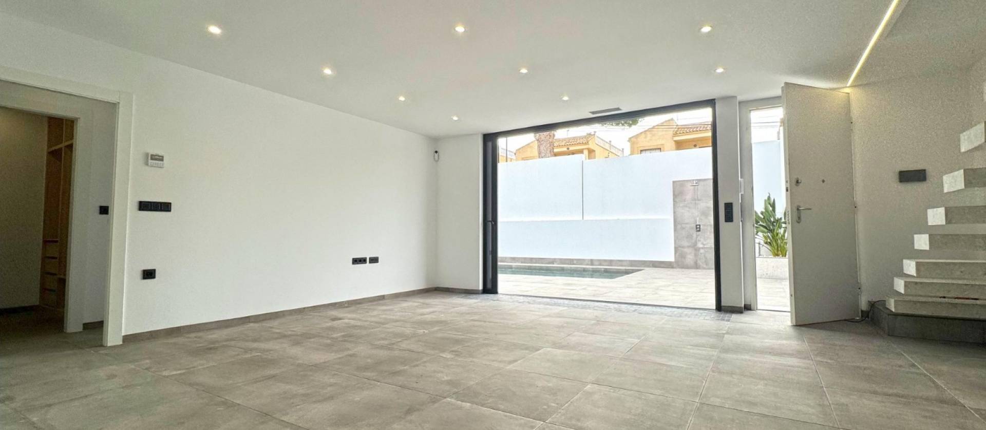 Sale - Villa - Torrevieja - Los Balcones