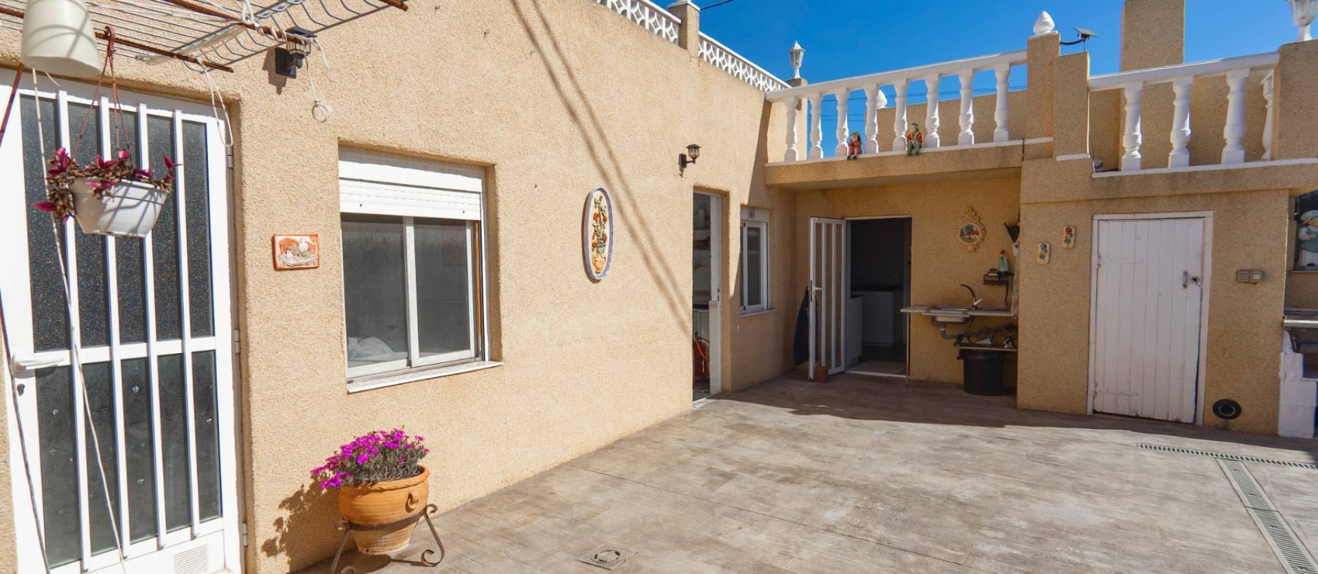 Sale - Country House - Los Montesinos