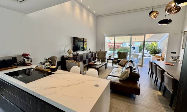 Sale - Villa - La Finca Golf - Algorfa