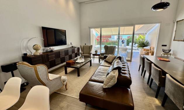 Sale - Villa - La Finca Golf - Algorfa