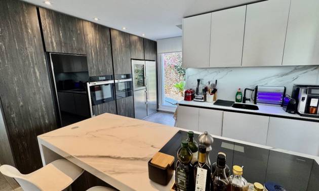 Sale - Villa - La Finca Golf - Algorfa