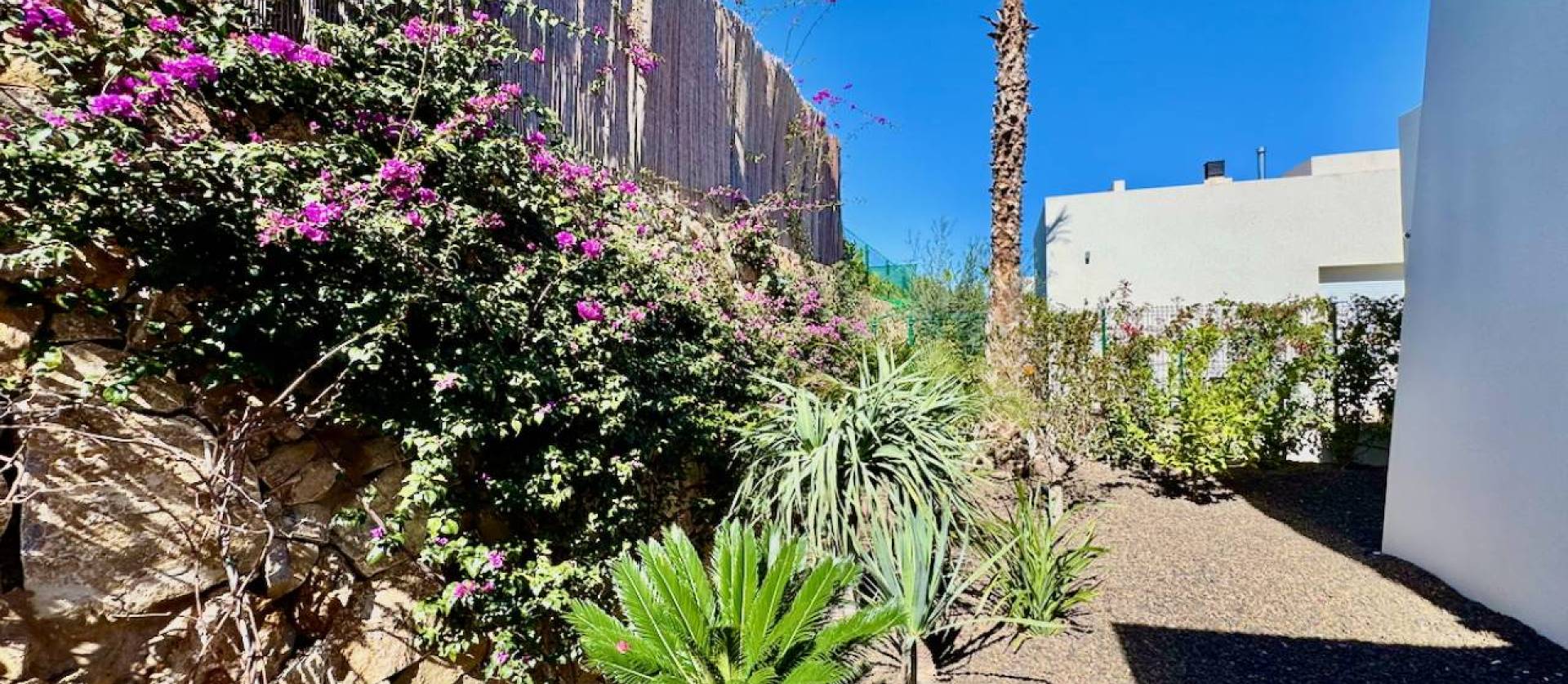 Sale - Villa - La Finca Golf - Algorfa