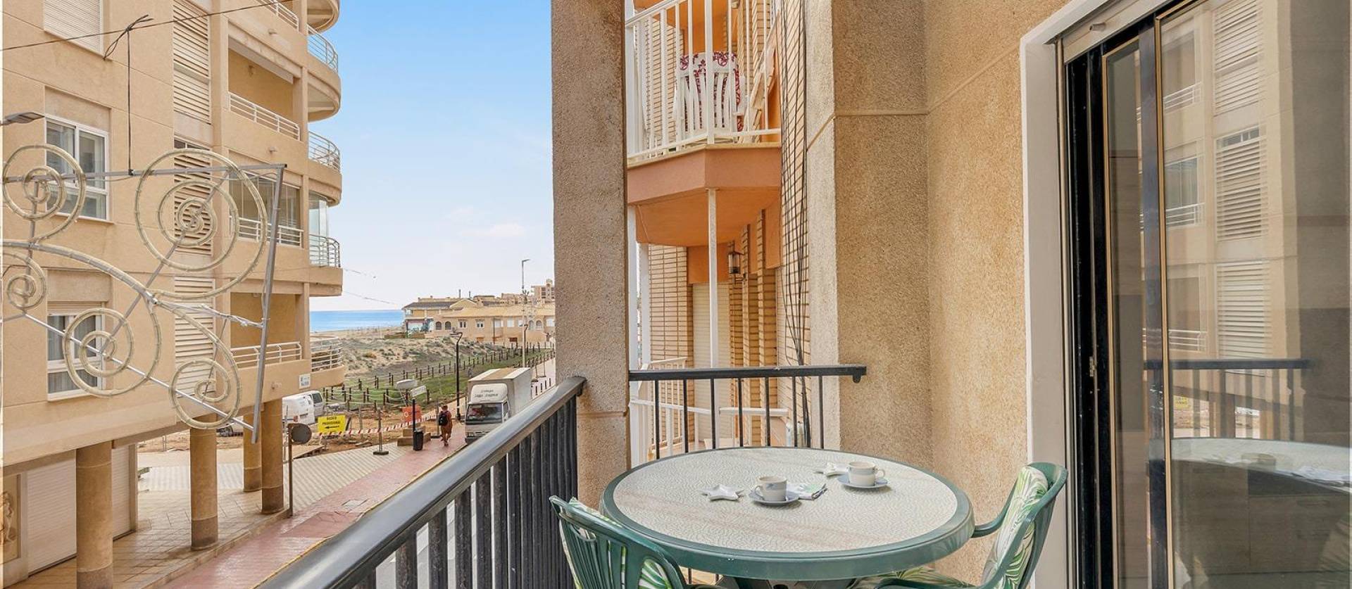 Sale - Apartment - Torrevieja - La Mata