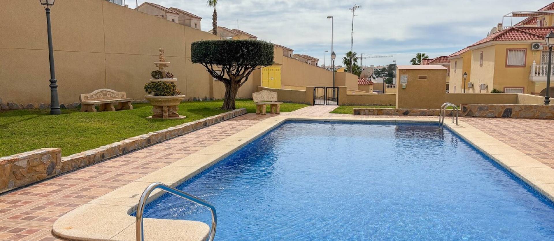 Revente - Apartment - Villamartin