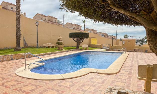 Revente - Apartment - Villamartin