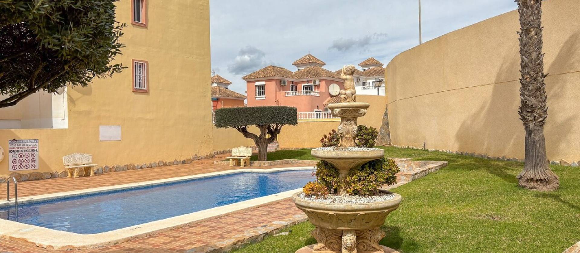 Revente - Apartment - Villamartin
